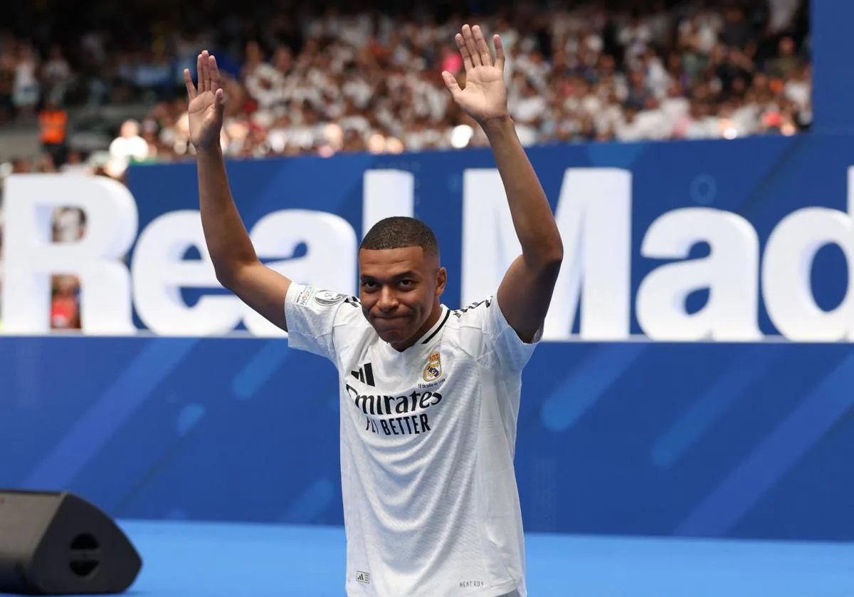 Kylian Mbappé ha sido presentado como nuevo jugador del Real Madrid