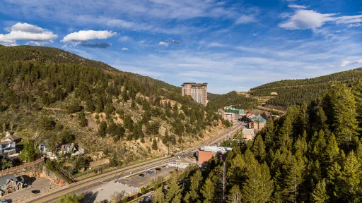 Bebé de tres meses muere tras “incidente” en habitación de casino en Black Hawk
